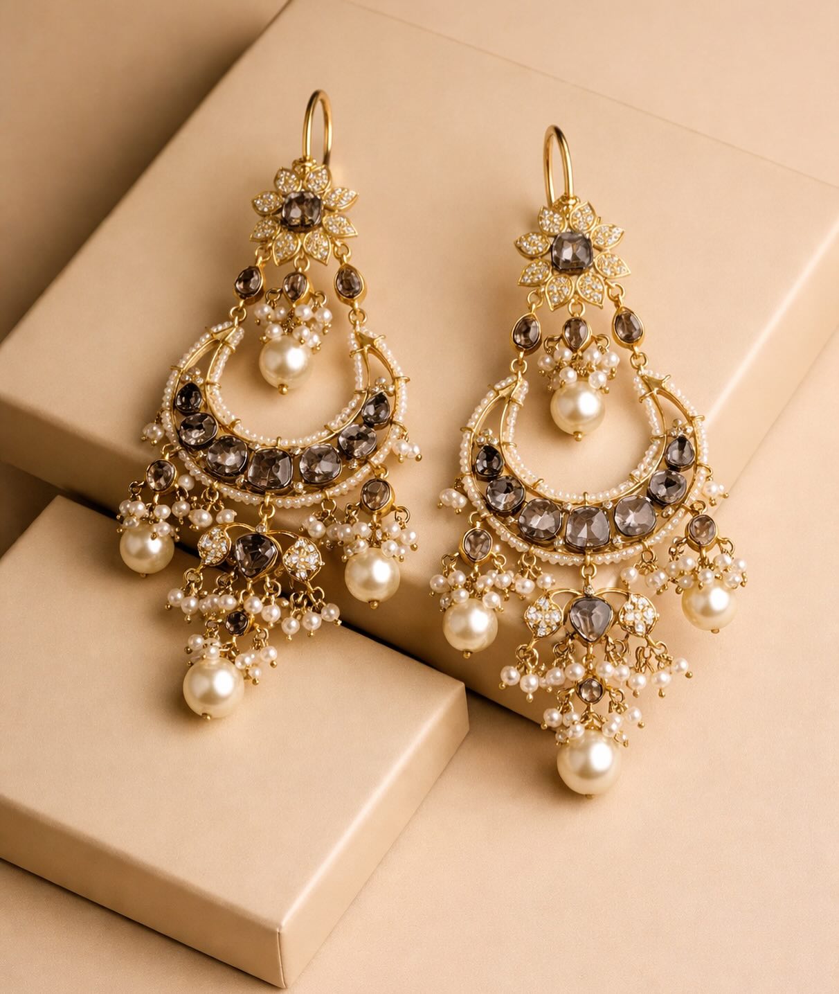 Silver and Art Palace product